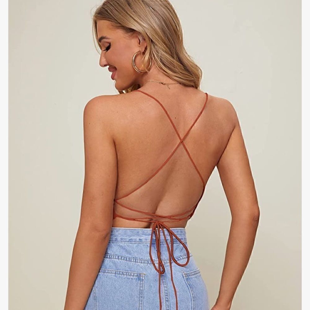Verdusa Criss Cross Backless Lace-up Strappy Asymmetrical Hem Bandana Crop Cami